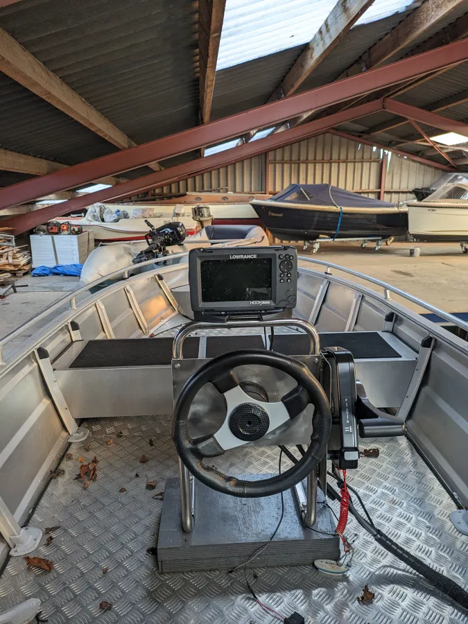 Aluminum Open motorboot Qwest B421
