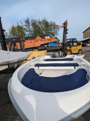 Polyester Motorboat Atlantic 445 Westwind Photo 3