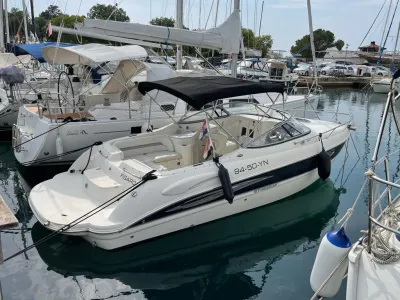 Polyester Speedboot Stingray 250CR Foto 1