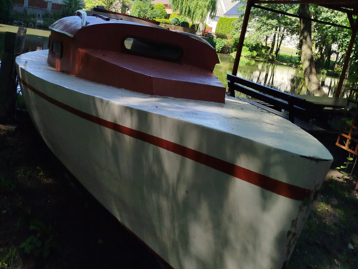 Wood Budgetboat Cabinboat 700