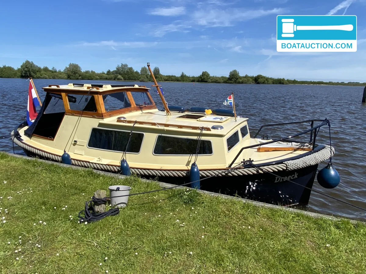 Thumbnail - Kajuitsloep 740