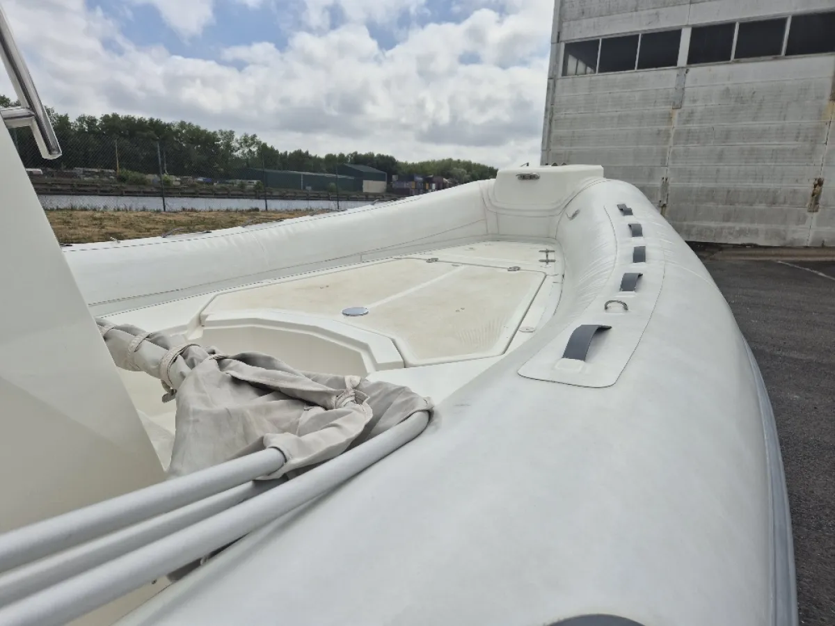 Polyester RIB Saverboat 580MG