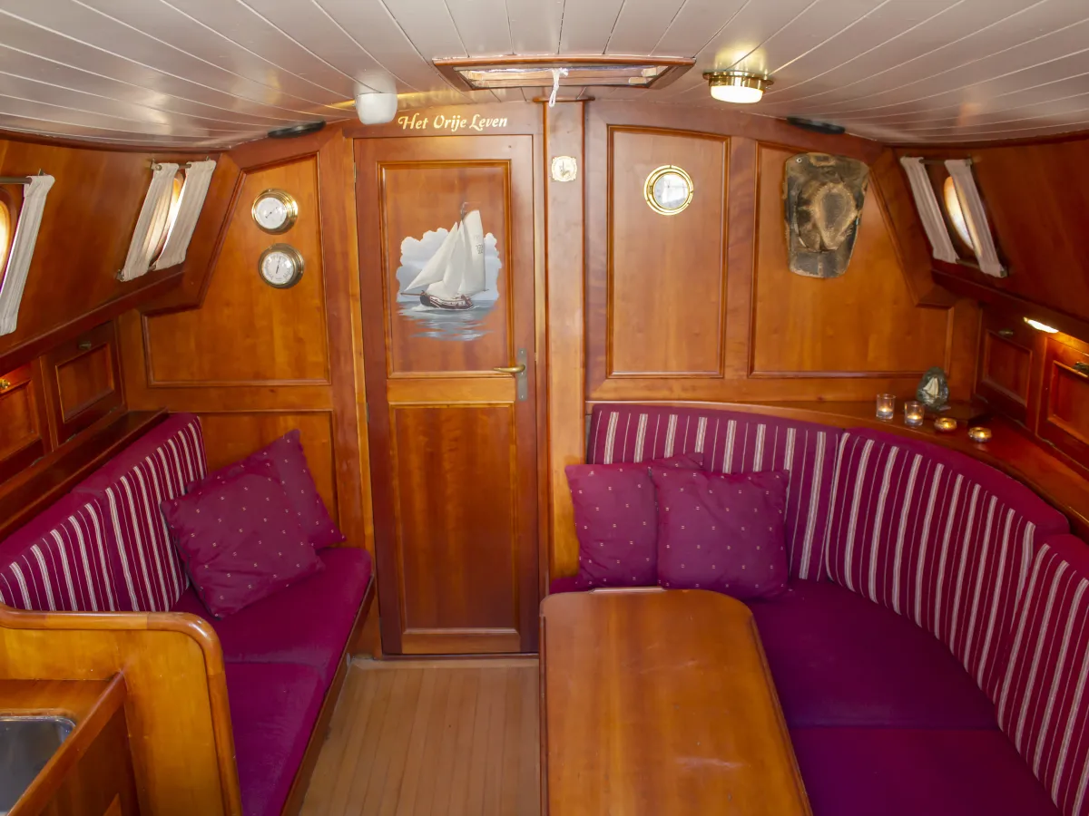 Staal Zeilboot Zeeschouw Platbodem