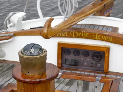 Staal Zeilboot Zeeschouw Platbodem Foto 4