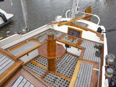 Staal Zeilboot Zeeschouw Platbodem Foto 5