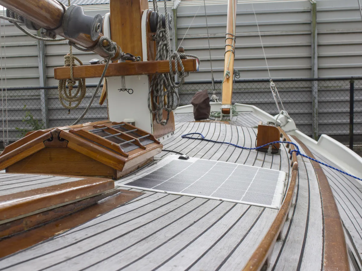 Staal Zeilboot Zeeschouw Platbodem