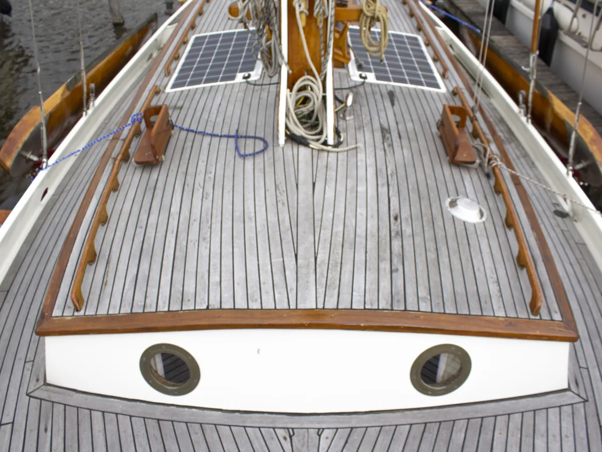 Staal Zeilboot Zeeschouw Platbodem