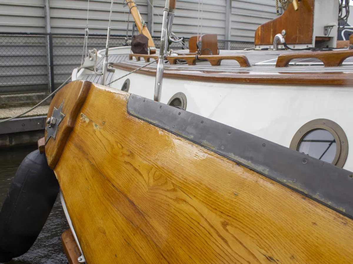 Staal Zeilboot Zeeschouw Platbodem
