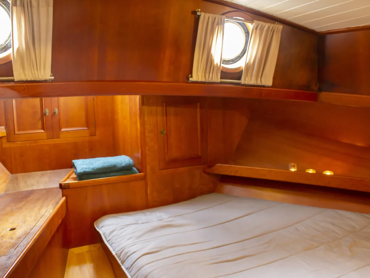 Staal Zeilboot Zeeschouw Platbodem