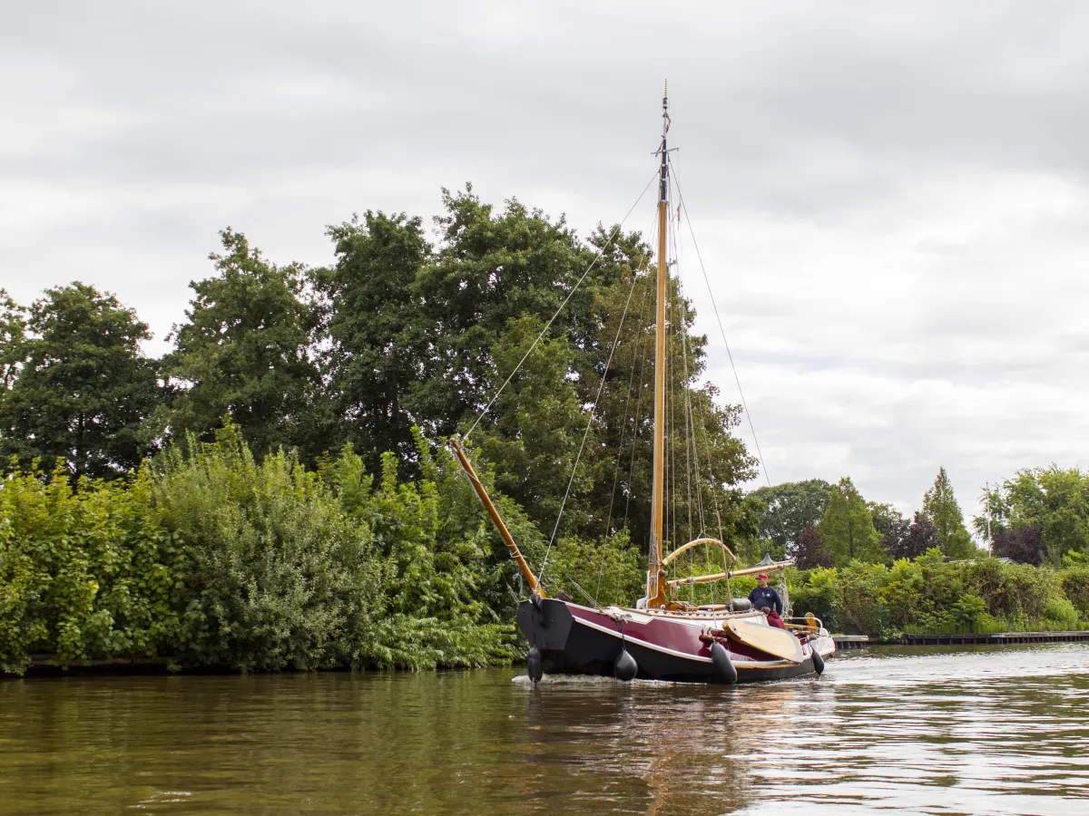 Staal Zeilboot Zeeschouw Platbodem