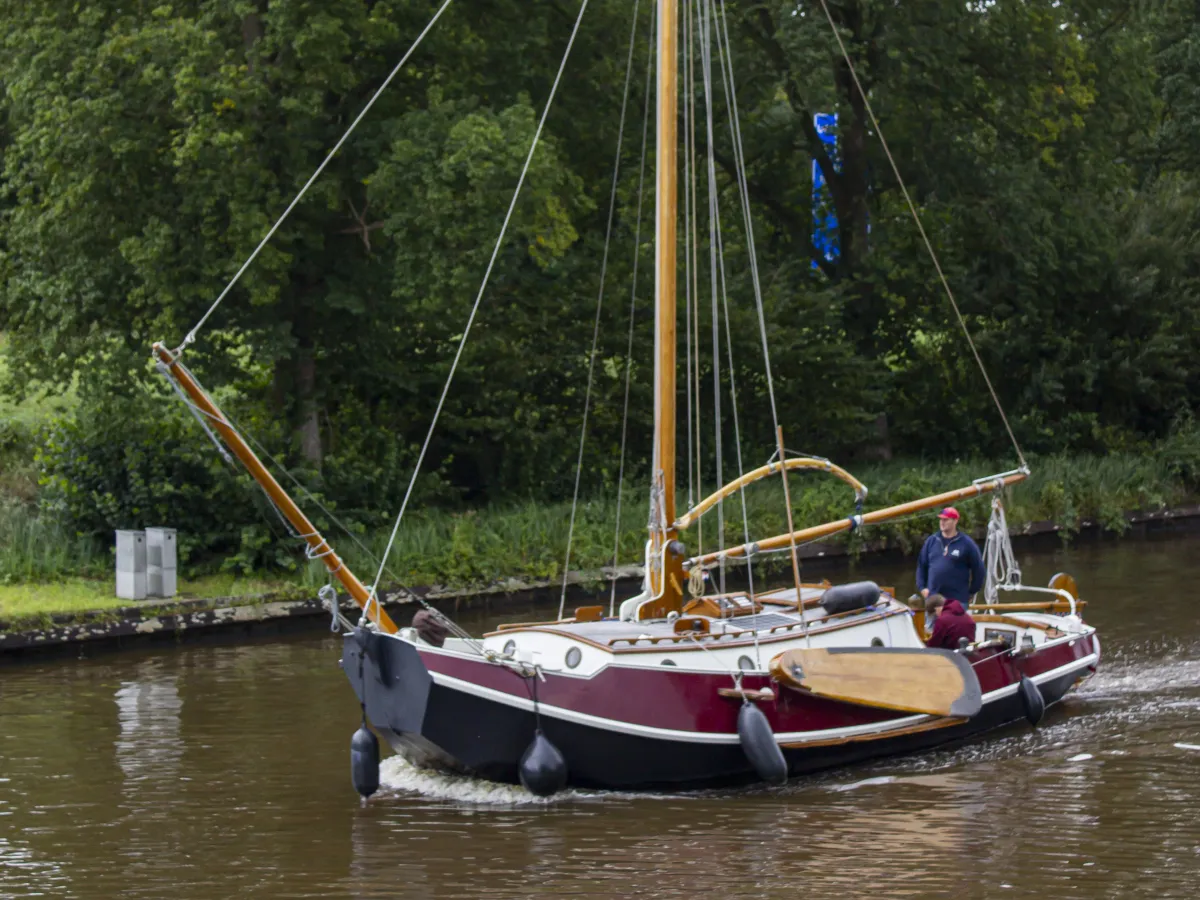Staal Zeilboot Zeeschouw Platbodem