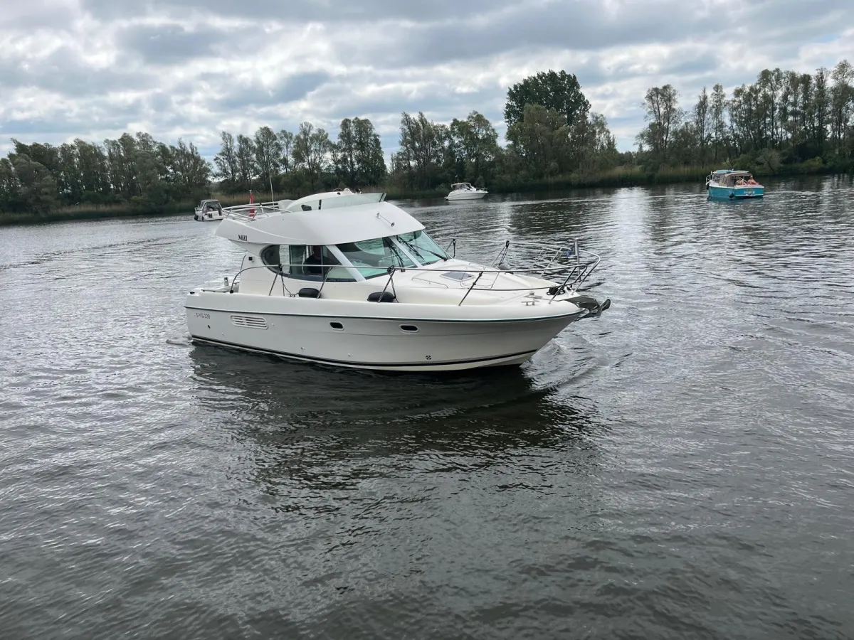 Polyester Motorboot Jeanneau Prestige 32