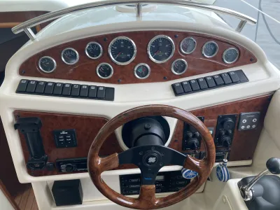 Polyester Motorboot Jeanneau Prestige 32 Foto 16