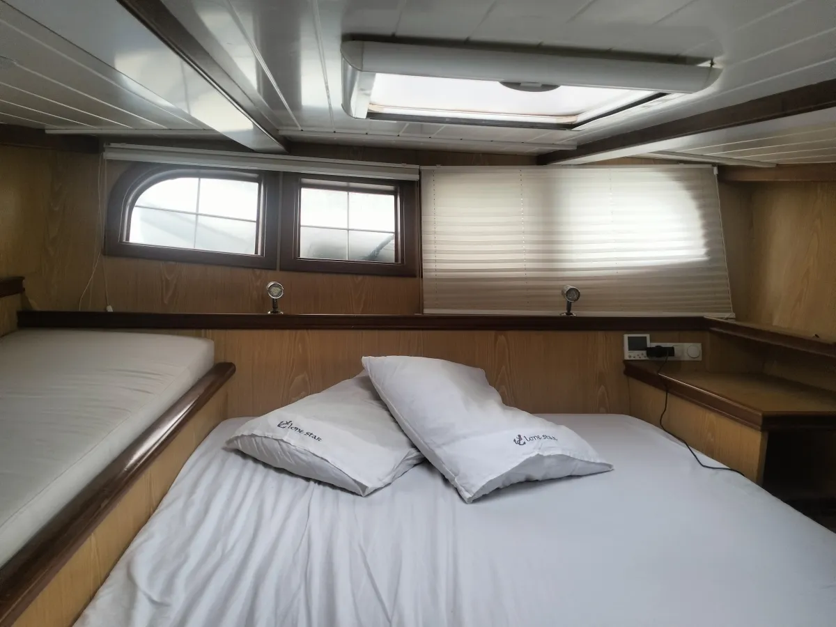 Steel Sailboat Jongert 16S