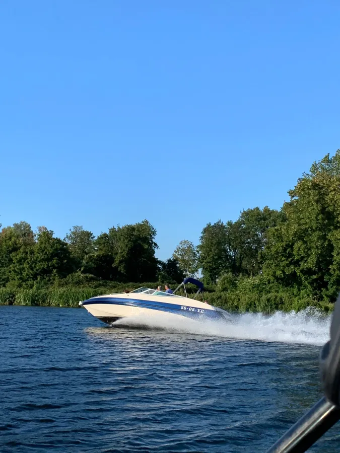 Polyester Speedboot Crownline 266 BR