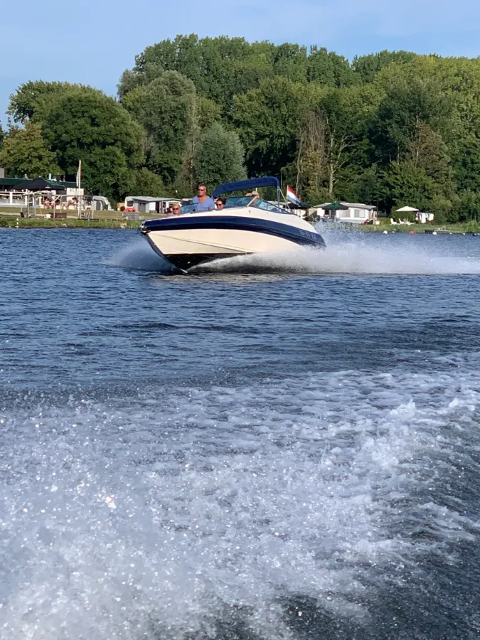 Polyester Speedboot Crownline 266 BR
