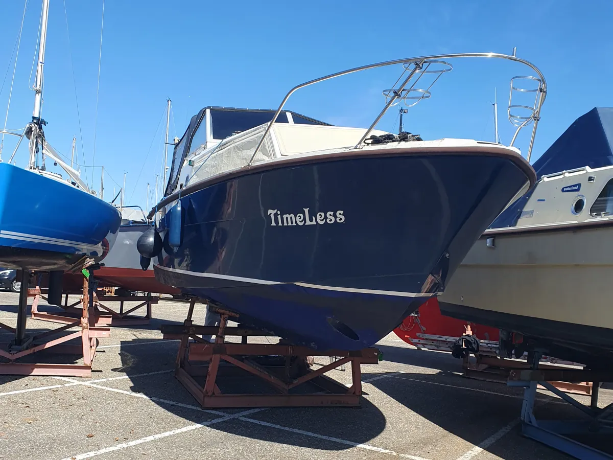 Polyester Motorboot Waterland 850 EV