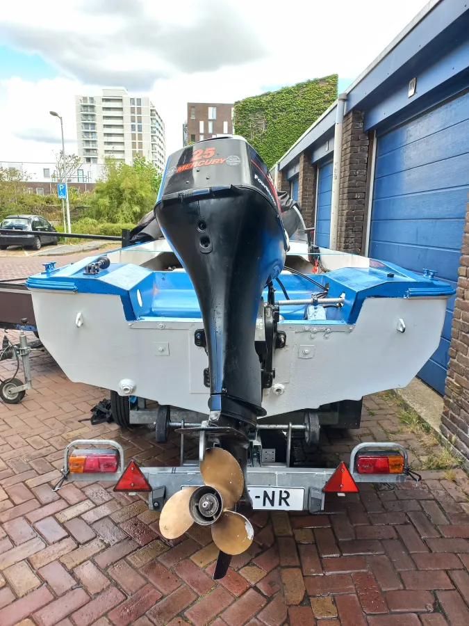 Polyester Schnellboot Beekman 430