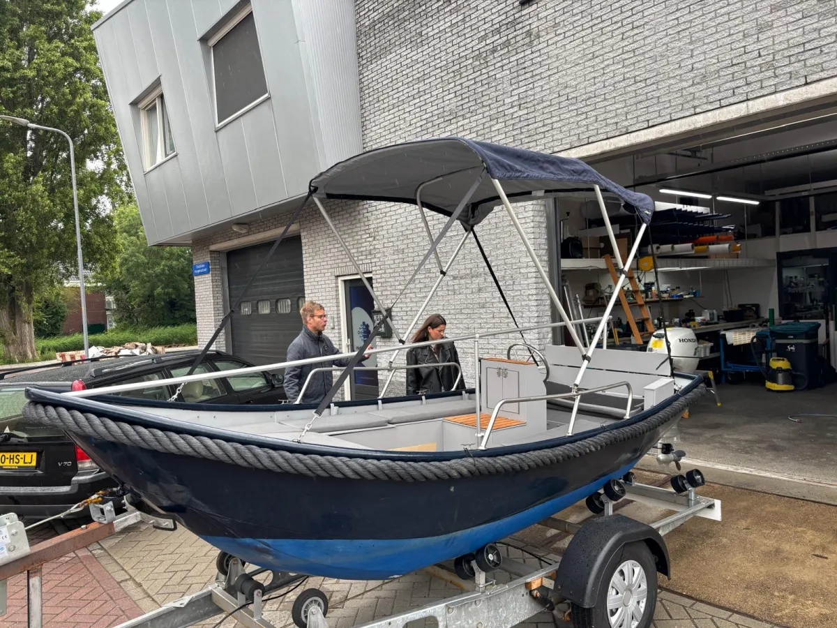 Acier Barque Sloep 650