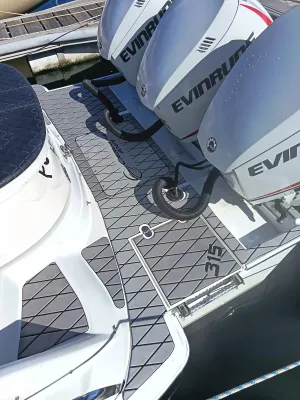 Polyester Schnellboot Crownline 315 SCR Foto 3