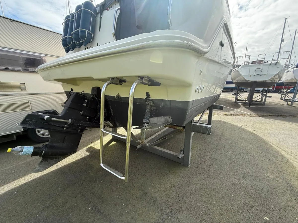 Polyester Speedboot Bayliner 2355