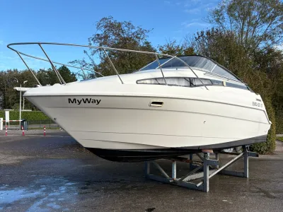 Bayliner 2355