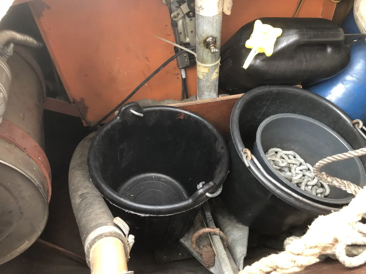 Acier Voilier Merenpoort 880