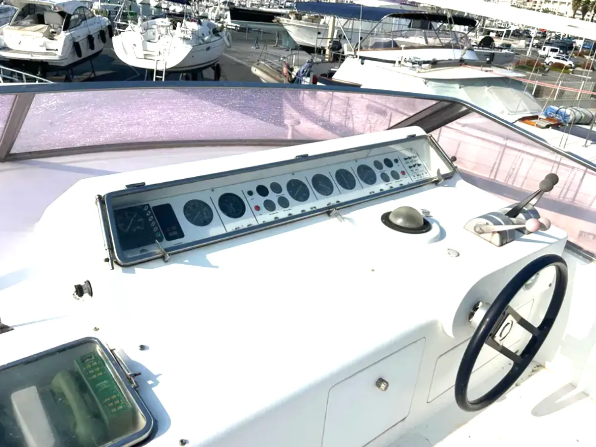 Polyester Motorboat Sanlorenzo 1740