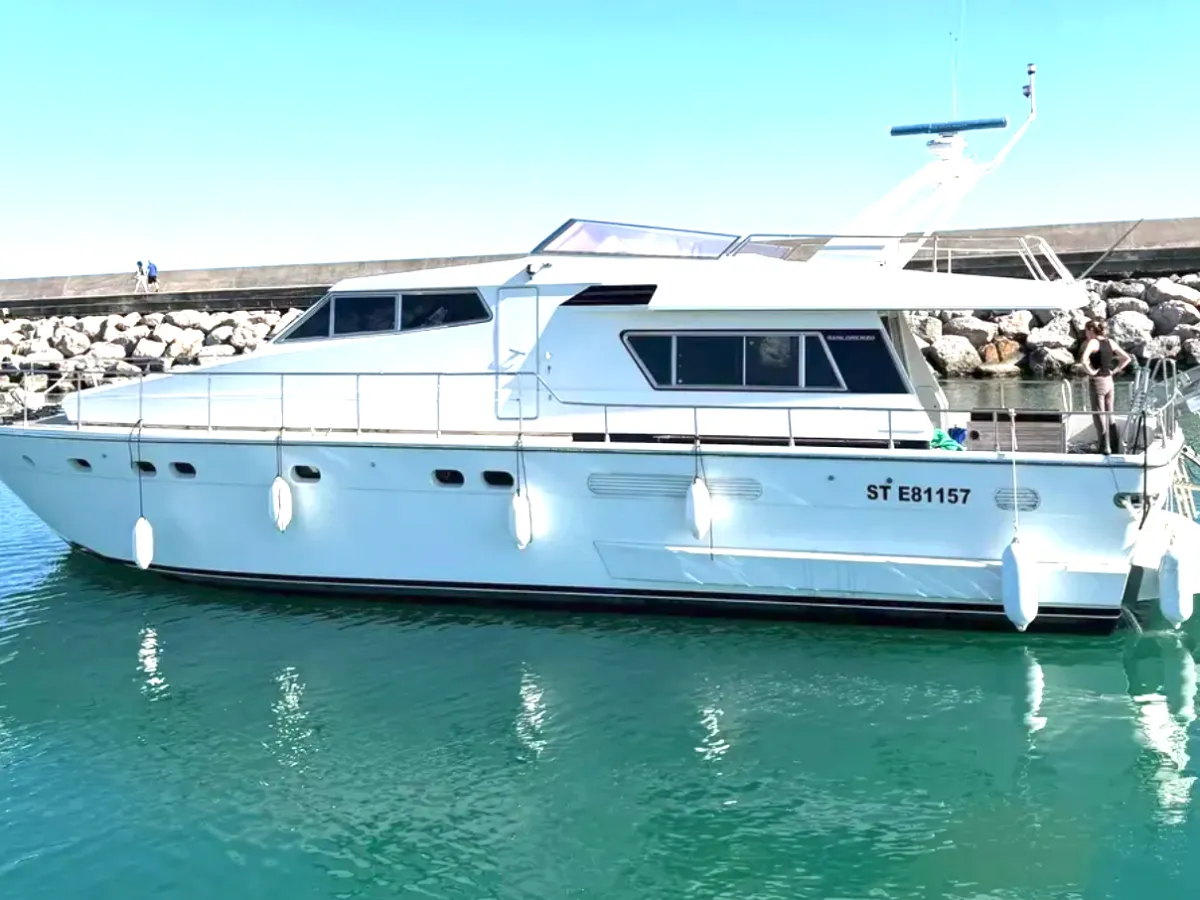 Polyester Motorboat Sanlorenzo 1740