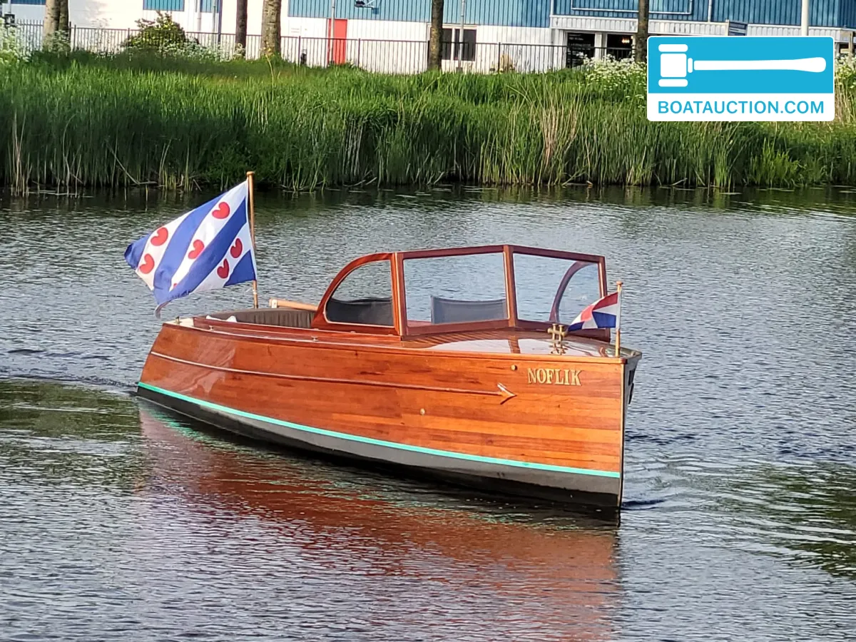 Thumbnail - Fedi Notarisboot