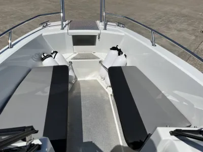 Aluminium Speedboat Finnmaster Husky R7 Photo 6