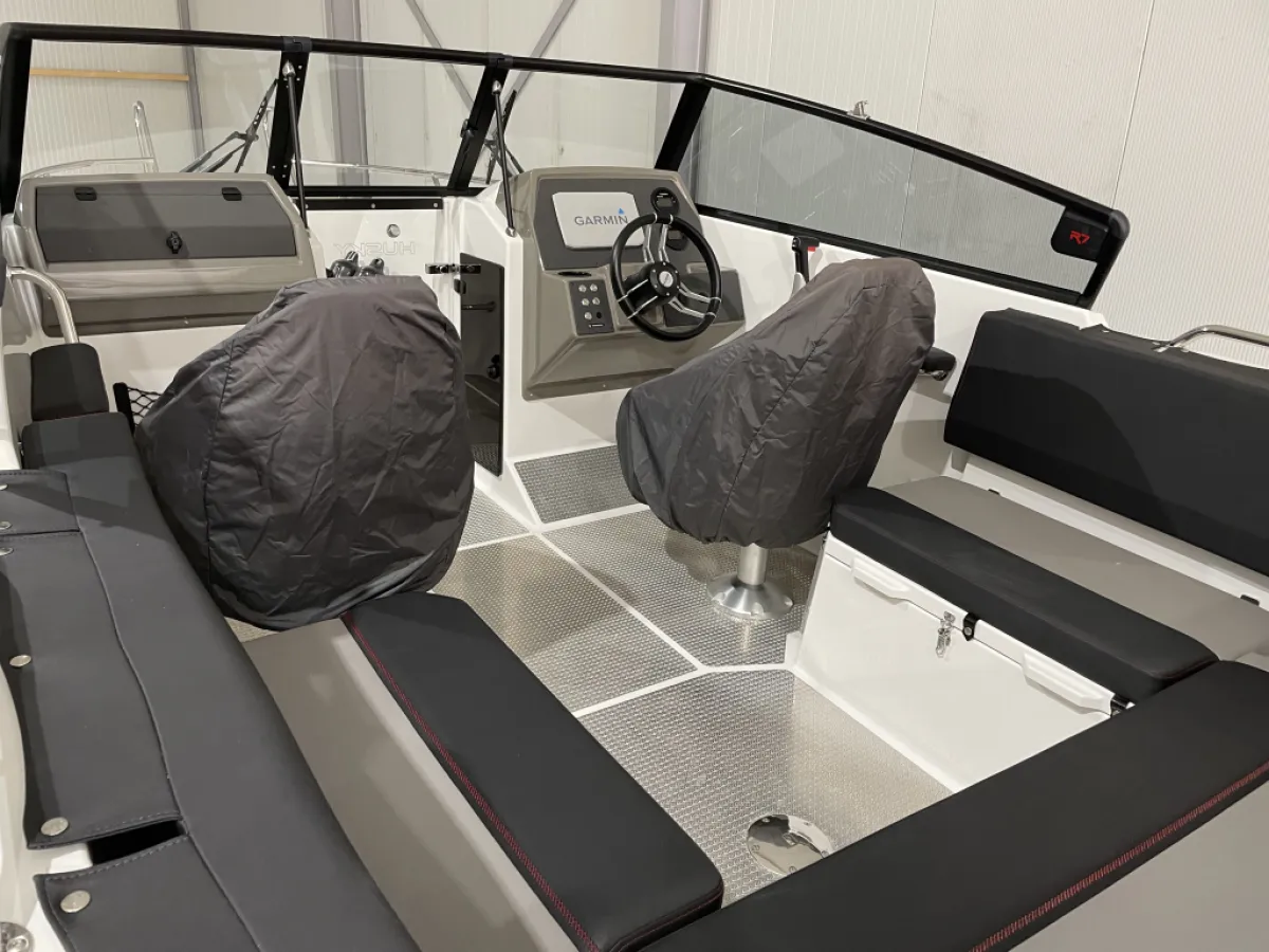 Aluminium Speedboat Finnmaster Husky R7