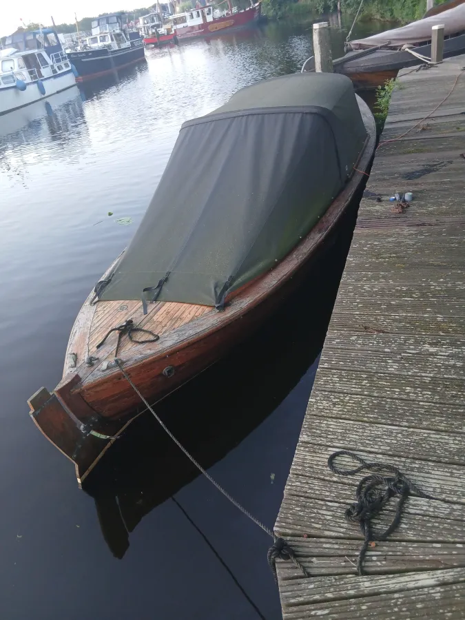 Wood Sloop Noorse Spitsgatter 720