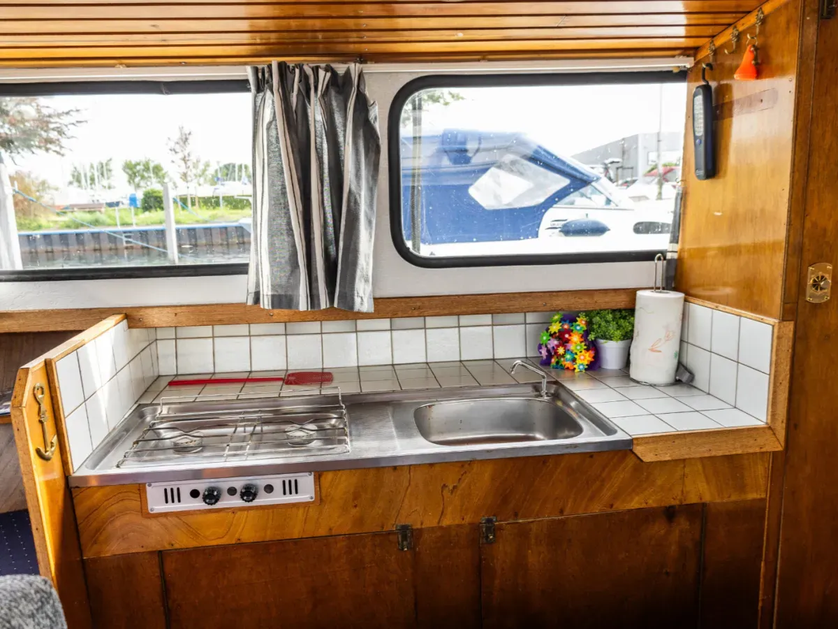 Steel Motorboat Bestevaer 850