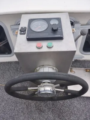 Stahl Motorboot Motorkreuzer 950 Foto 38