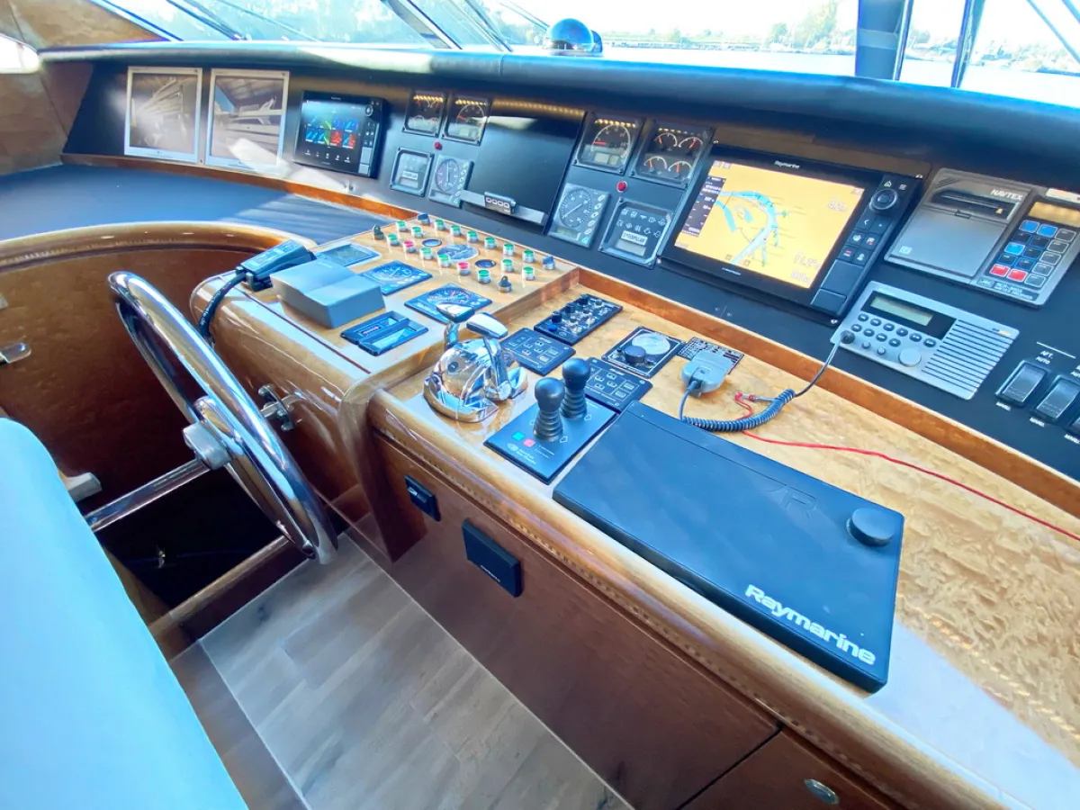 Composiet Motorboot Horizon Elegance 82S