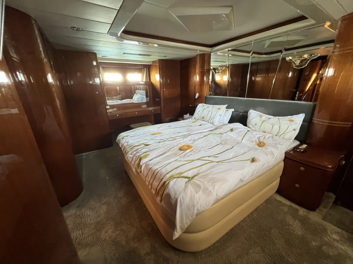 Composiet Motorboot Horizon Elegance 82S