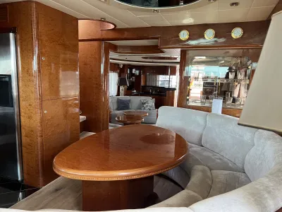 Composiet Motorboot Horizon Elegance 82S Foto 9