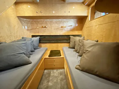Composiet Motorboot Horizon Elegance 82S Foto 16