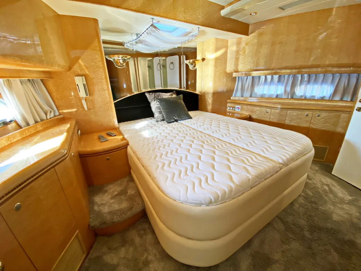 Composiet Motorboot Horizon Elegance 82S