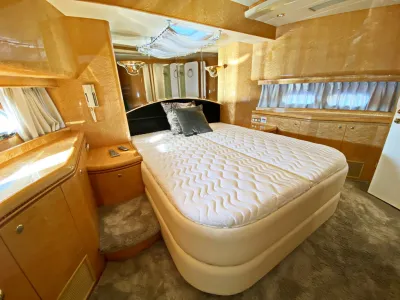 Composiet Motorboot Horizon Elegance 82S Foto 21
