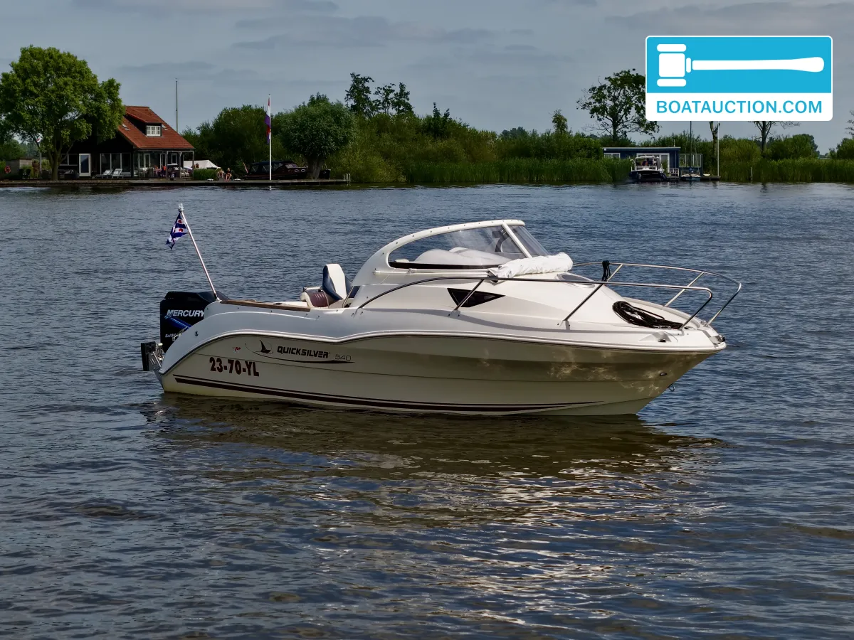 Thumbnail - Quicksilver 540 Cabin