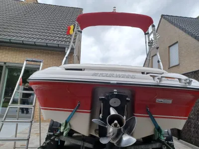 Composite Motorboat Four Winns Horizon 190 Photo 8