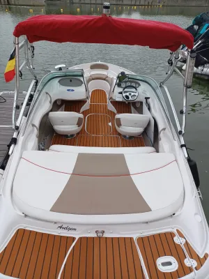 Composite Motorboat Four Winns Horizon 190 Photo 5