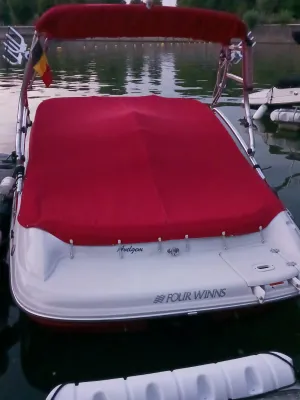 Composite Motorboat Four Winns Horizon 190 Photo 9