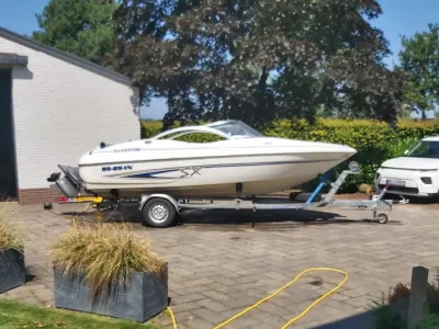 Polyester Speedboat Glastron SX175 Photo 1