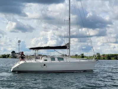Beneteau First 32s5