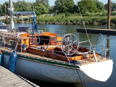 Polyester Sailboat Narval 38 Photo 7