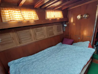 Polyester Sailboat Narval 38 Photo 16
