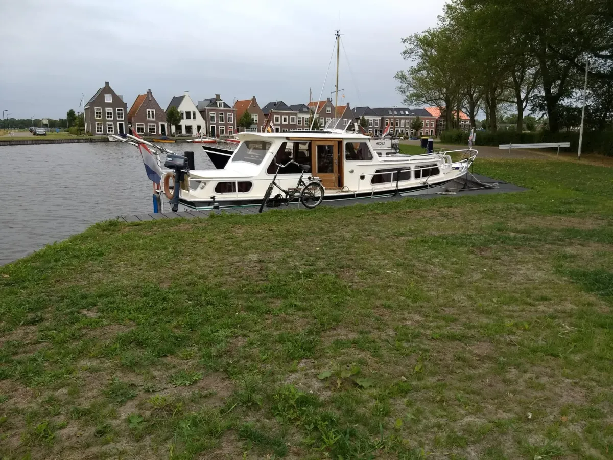 Steel Motorboat Stabila 20